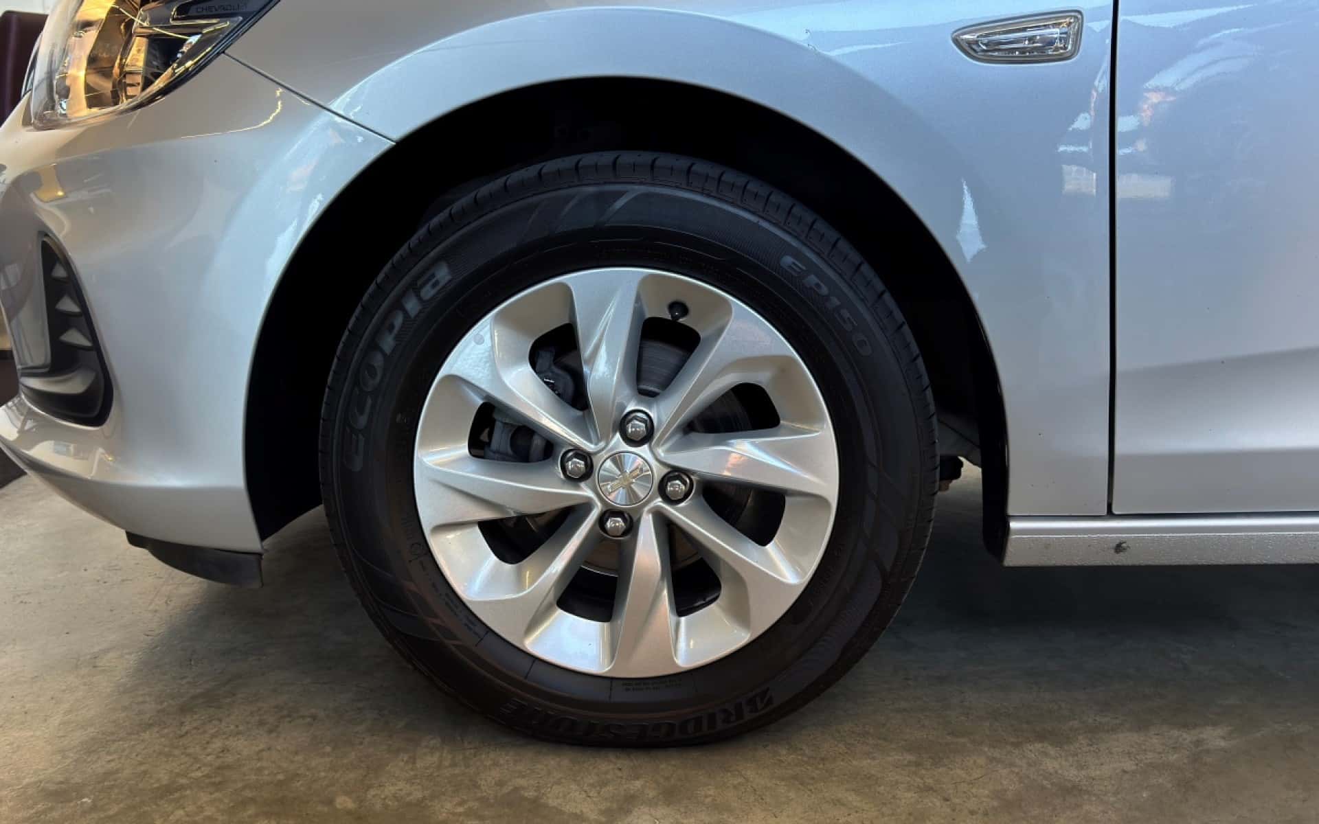 Chevrolet Onix LT2 Manual 2023 – foto 4