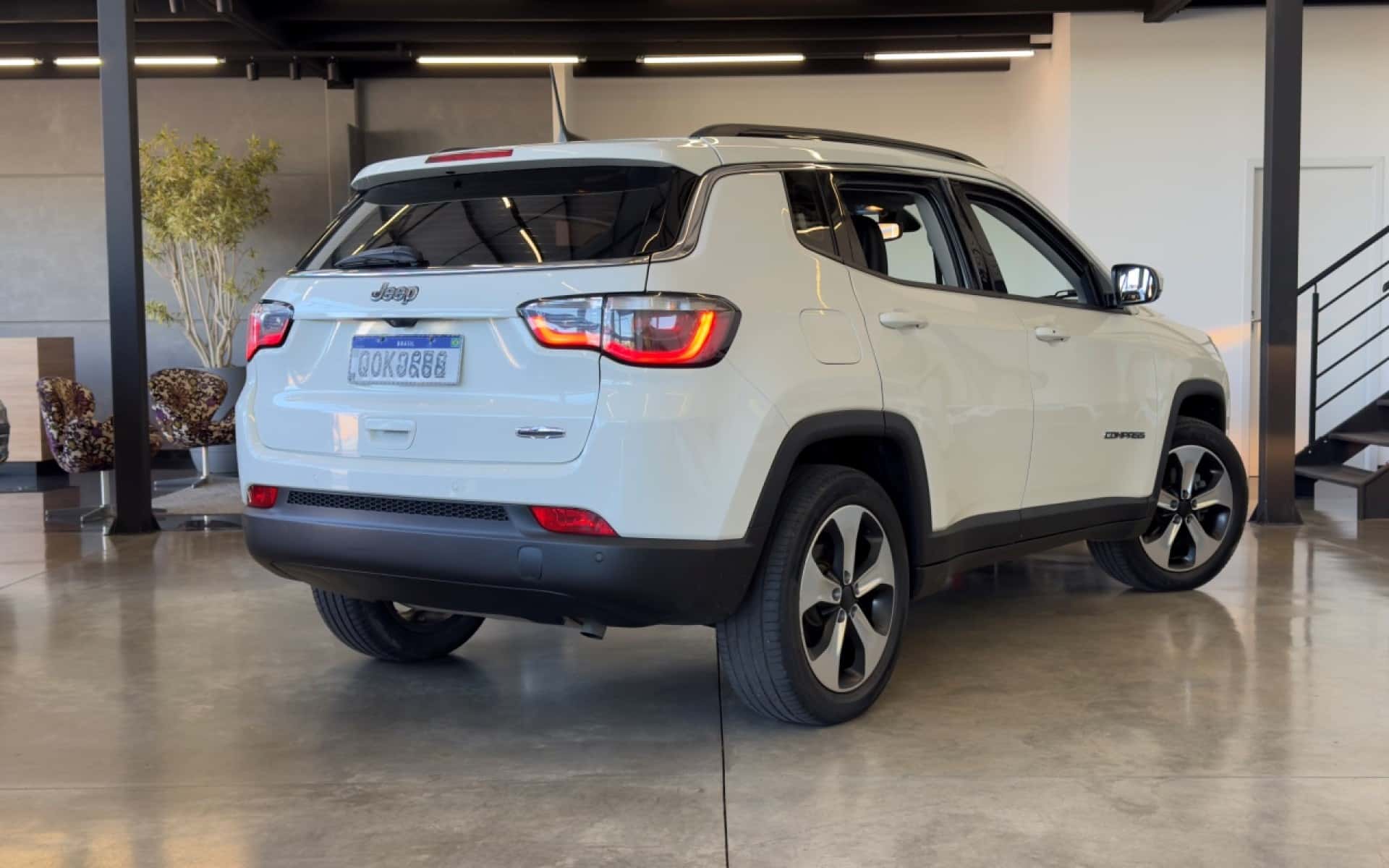 Jeep Compass Longitude 2.0 Flex 2018 – foto 3