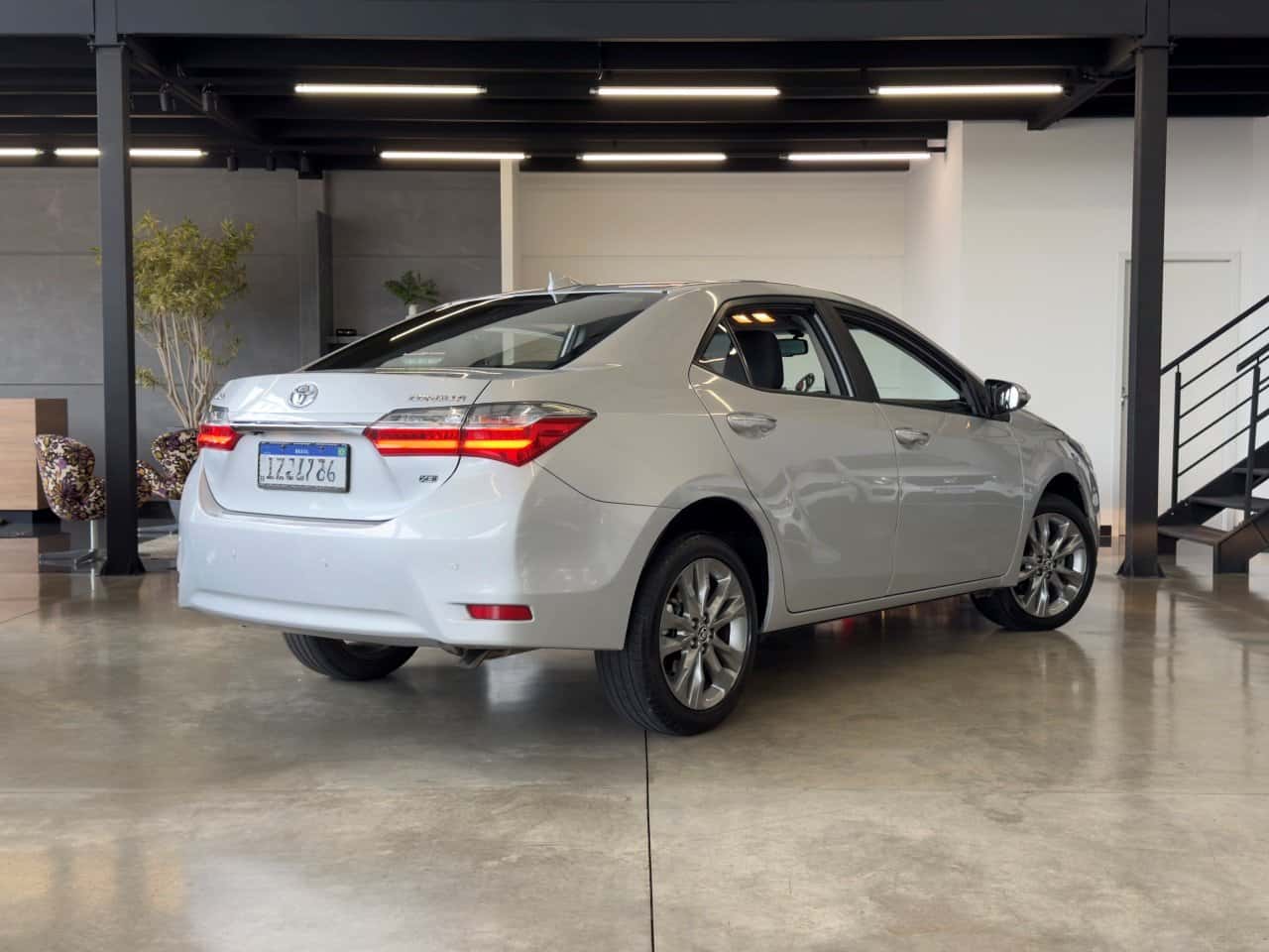 TOYOTA COROLLA XEI 2.0 AUT 2019 – foto 2