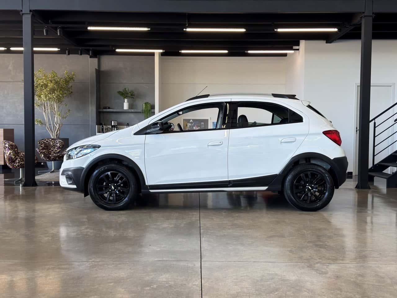 CHEVROLET ONIX 1.4 MANUAL ACTIVE 2019 – foto 3