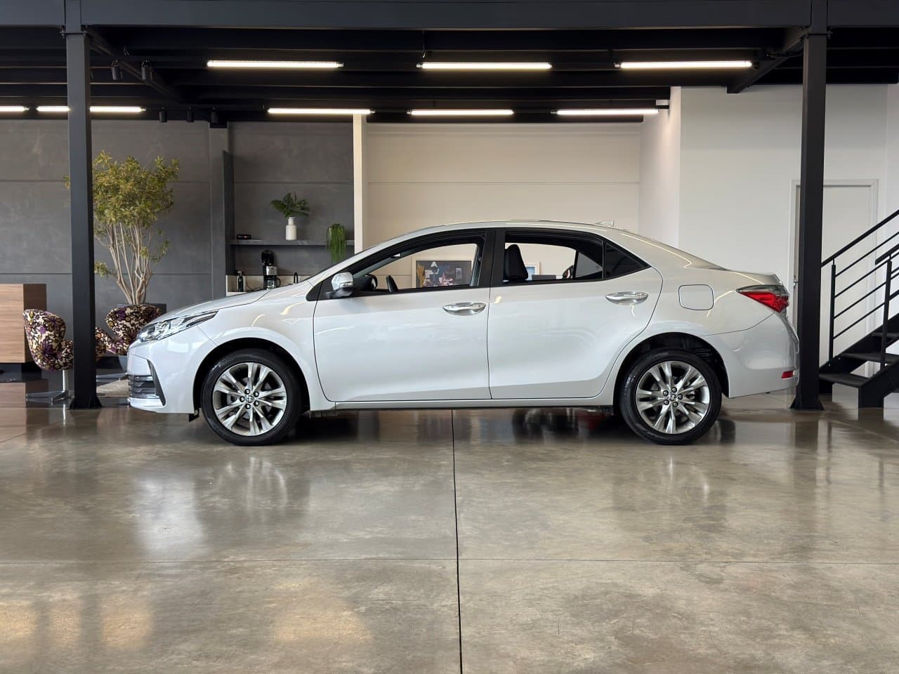 TOYOTA COROLLA XEI 2.0 AUT 2019 – foto 3