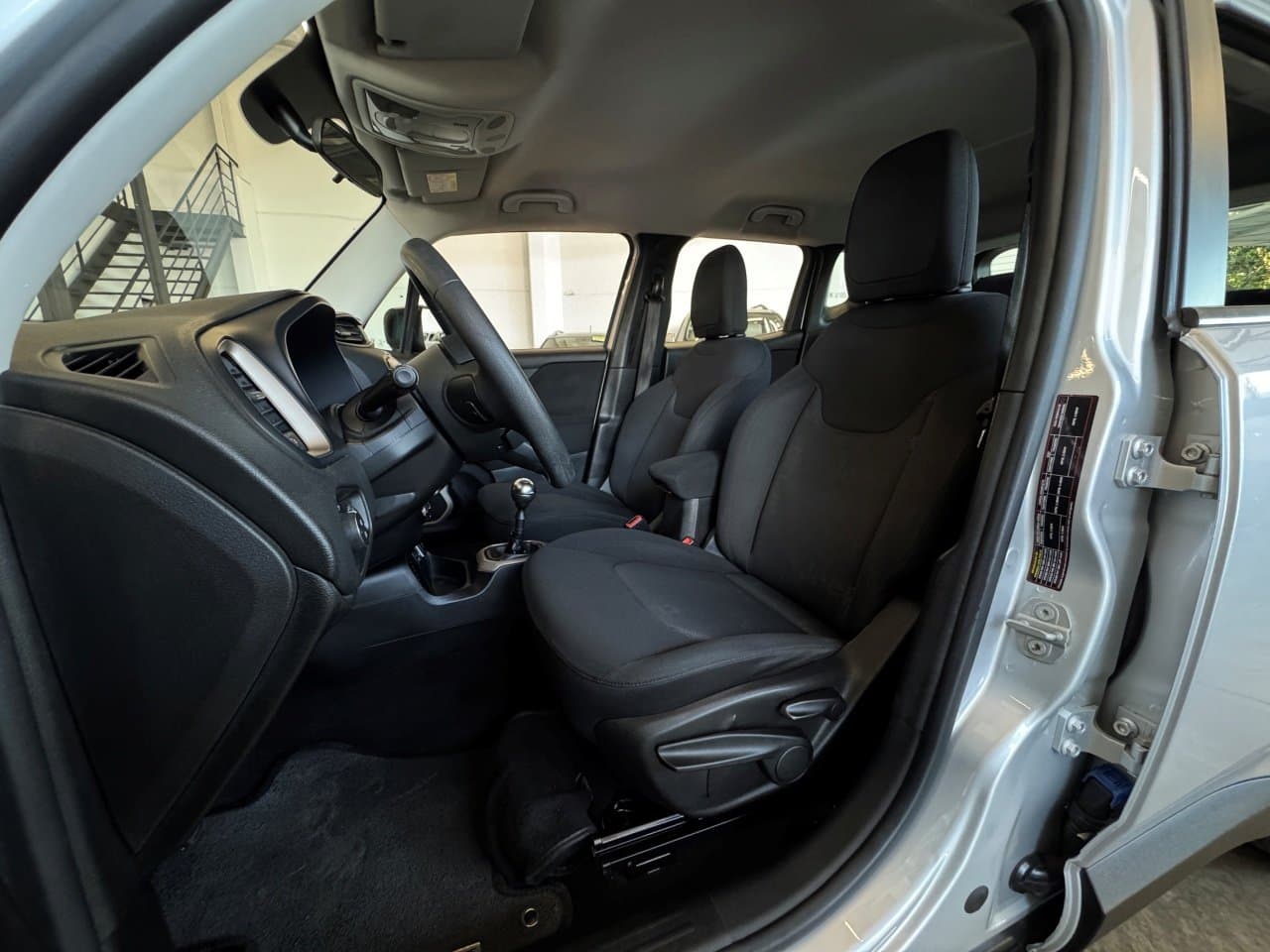JEEP RENEGADE SPORT 1.8 MANUAL 2016 – foto 7