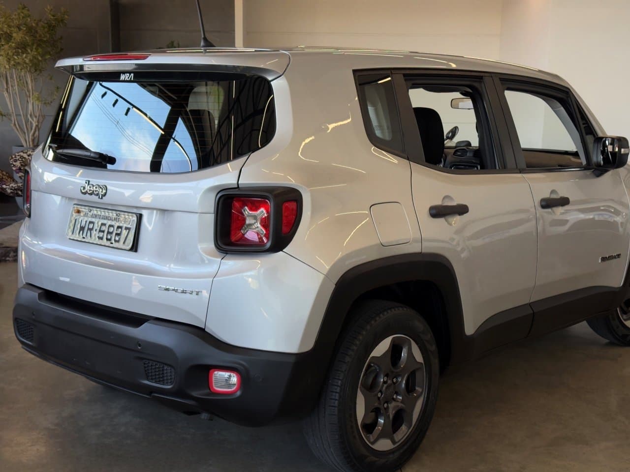 JEEP RENEGADE SPORT 1.8 MANUAL 2016 – foto 5